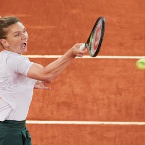 星空体育在线官网-哈勒普去年曾考虑退役 携手小威前教练加强攻击性